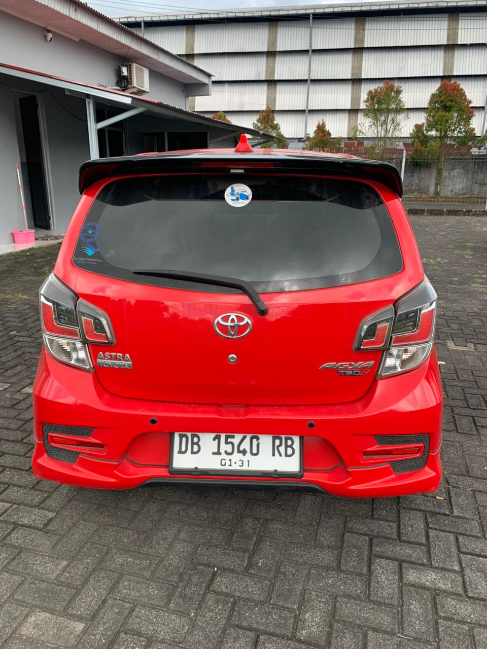 gambar besar 7